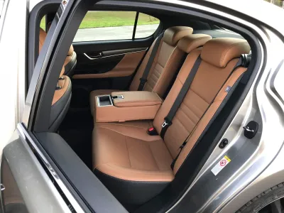 GS 200t